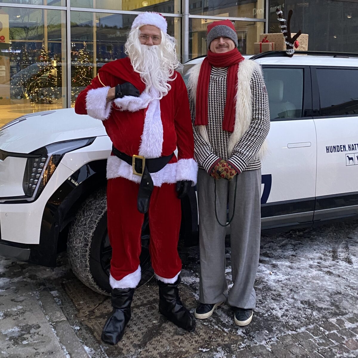 Jultomte på julafton - Barnsjukhuset.